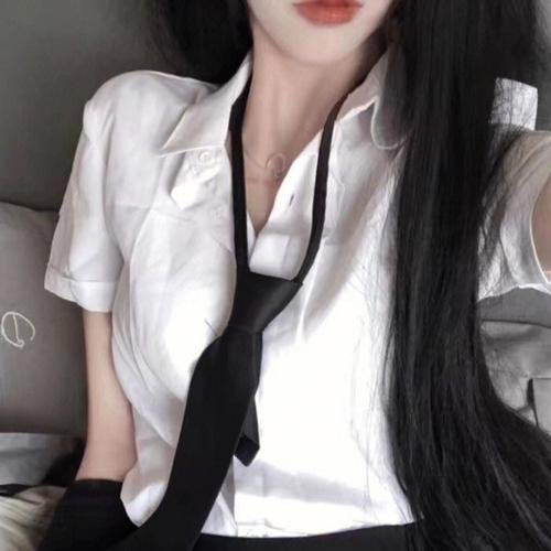 危机边缘第一季